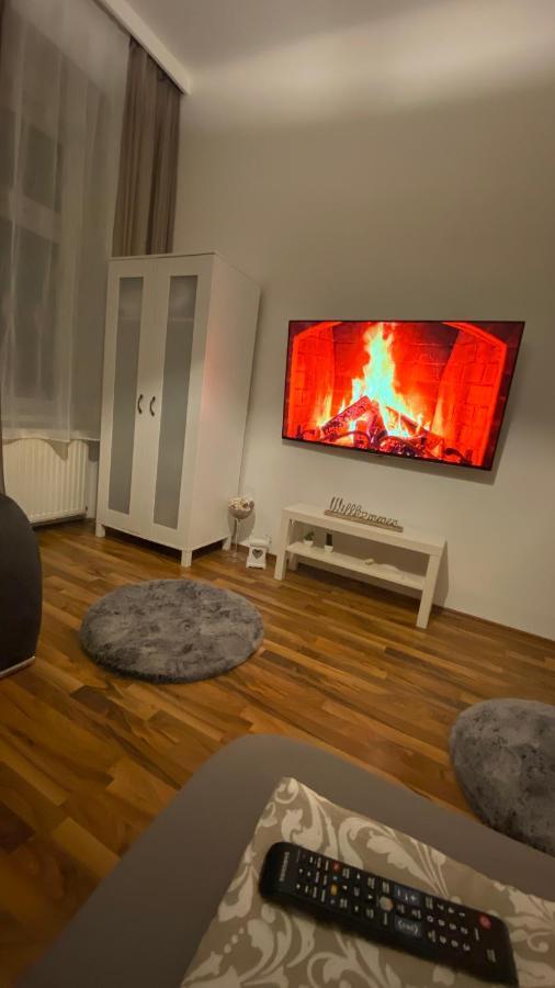 Paower Apartment Вена Экстерьер фото